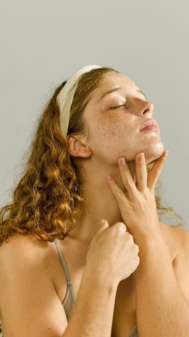 6-expert-recommended-face-massages-for-firmer-smoother-skin.jpg