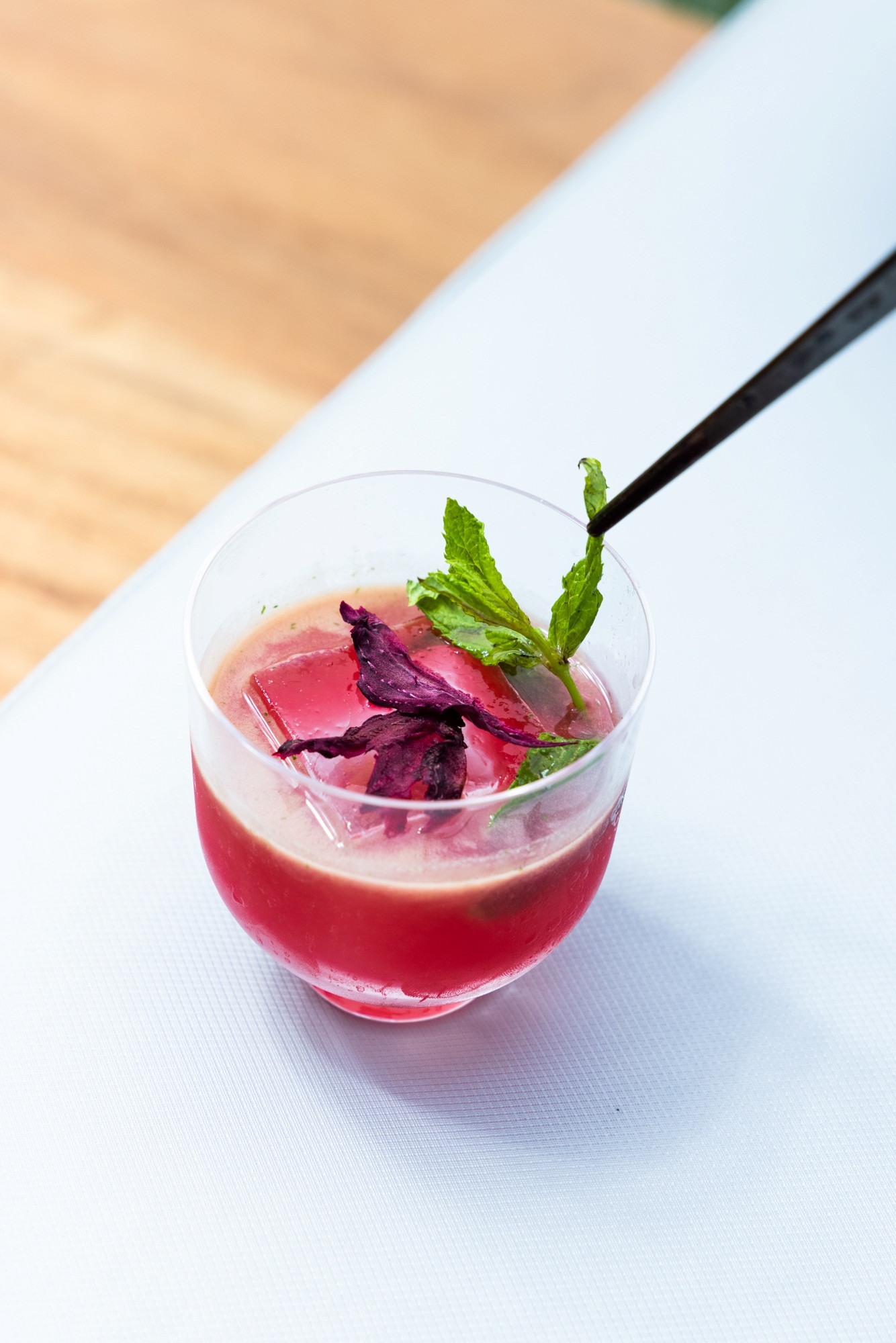 ennea-rooftop-bar-flavor-pic.jpg