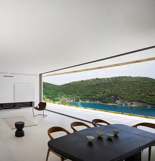 house-thyta-slider2-0.jpg