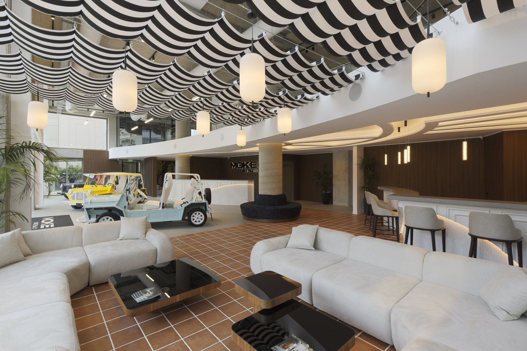 moke-flagship-store-in-athens.jpg