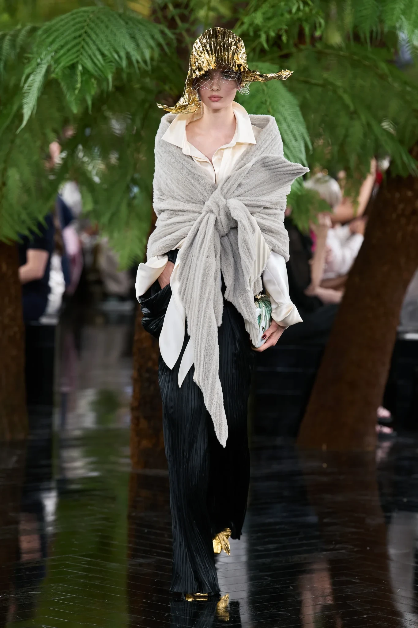 00001-christian-dior-fall-2026-couture-credit-gorunway.webp