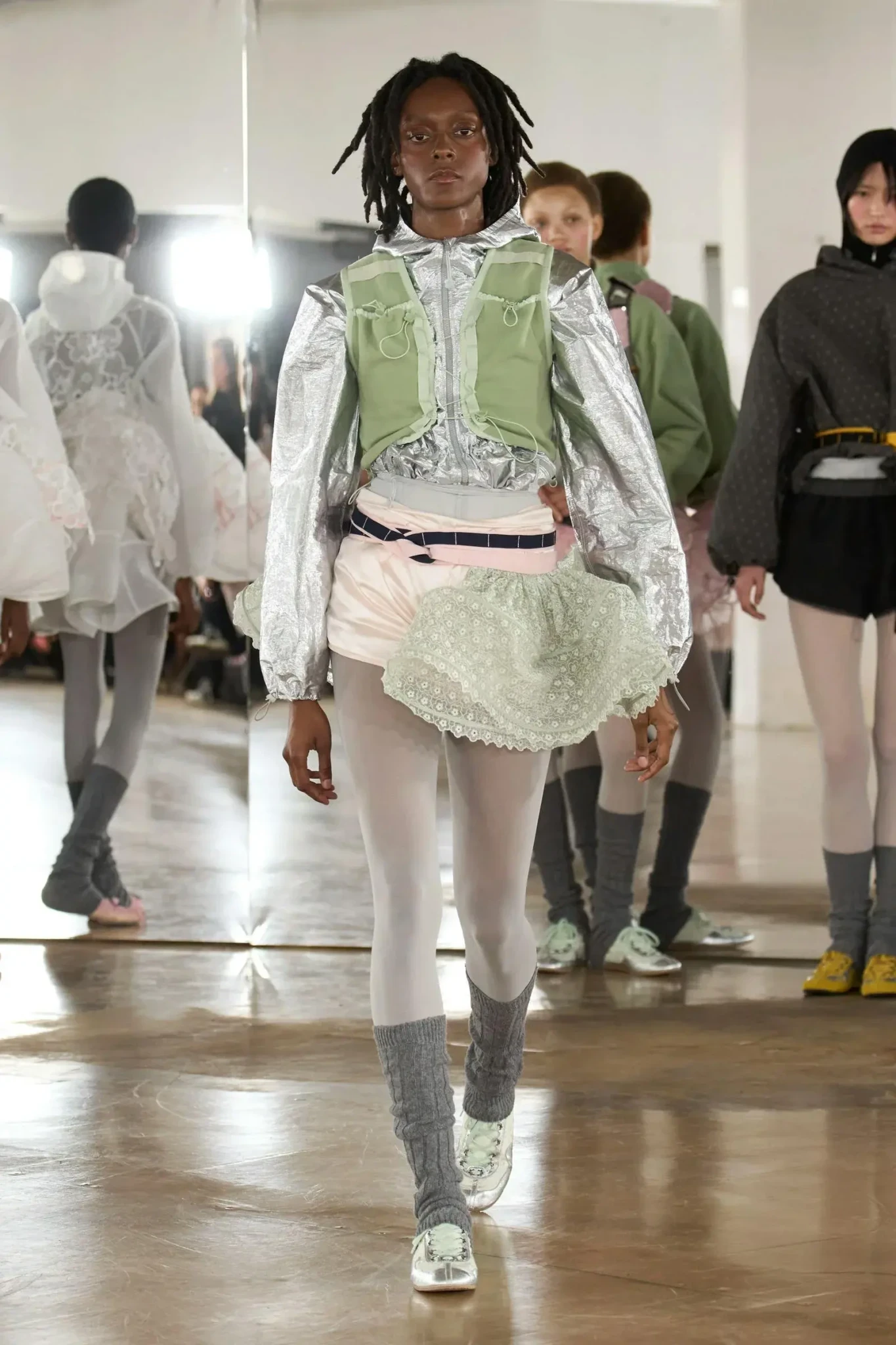 1786653619-cecilie-bahnsen-fw26-look-07.webp