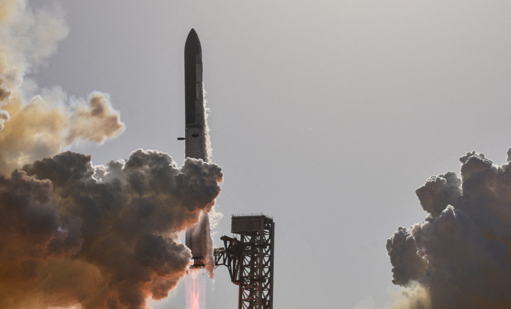 2026-08-05t011523z-170350168-rc2xm98bfyb7-rtrmadp-3-spacex-results-starship.jpg