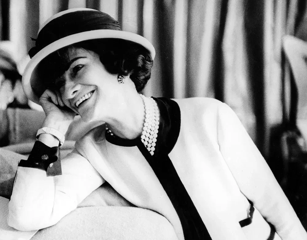 coco-chanel-1960.webp