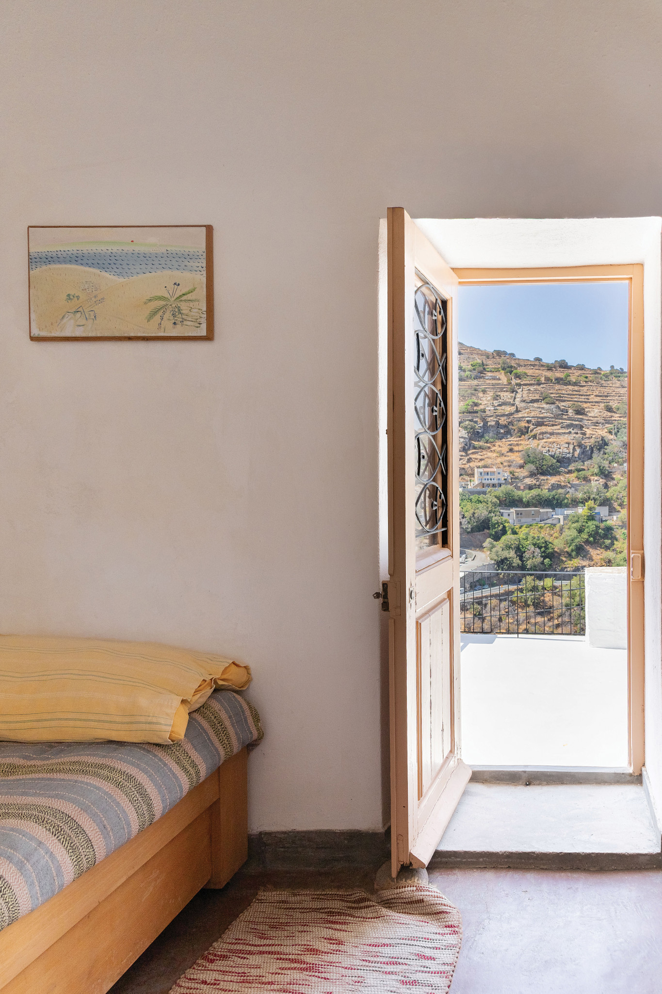 courtesy-alekos-fassianos-estate-copyright-vagelis-pidiakis-4.jpg