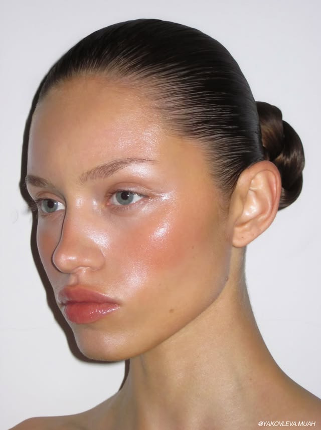 the-truth-about-spf-makeup-and-whether-it-can-replace-sunscreen.jpg