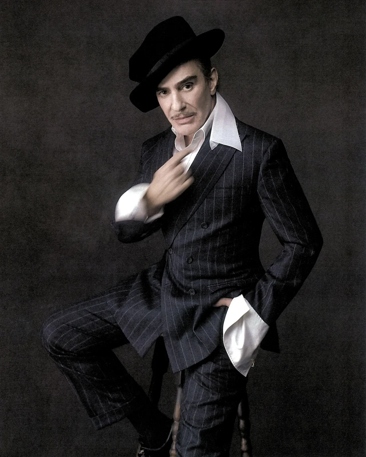zara-john-galliano-partnership-2jpg.webp