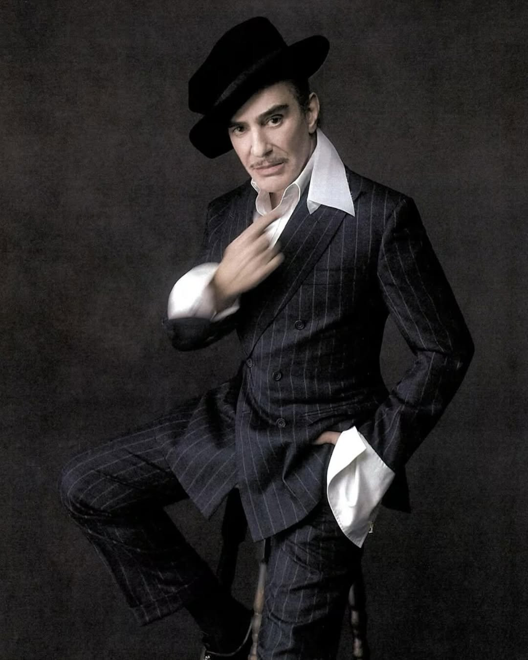 galliano-zara.jpg