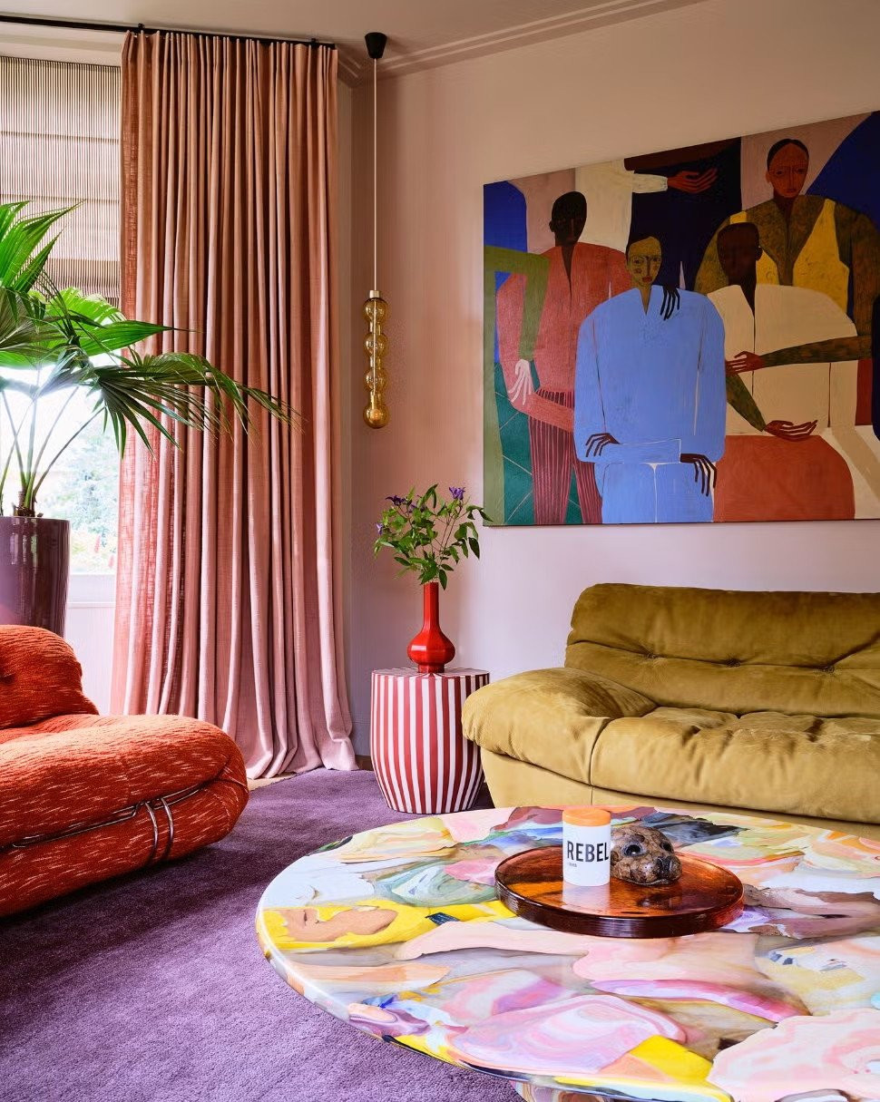living-room-curtain-ideas-pink-1656596581.jpg