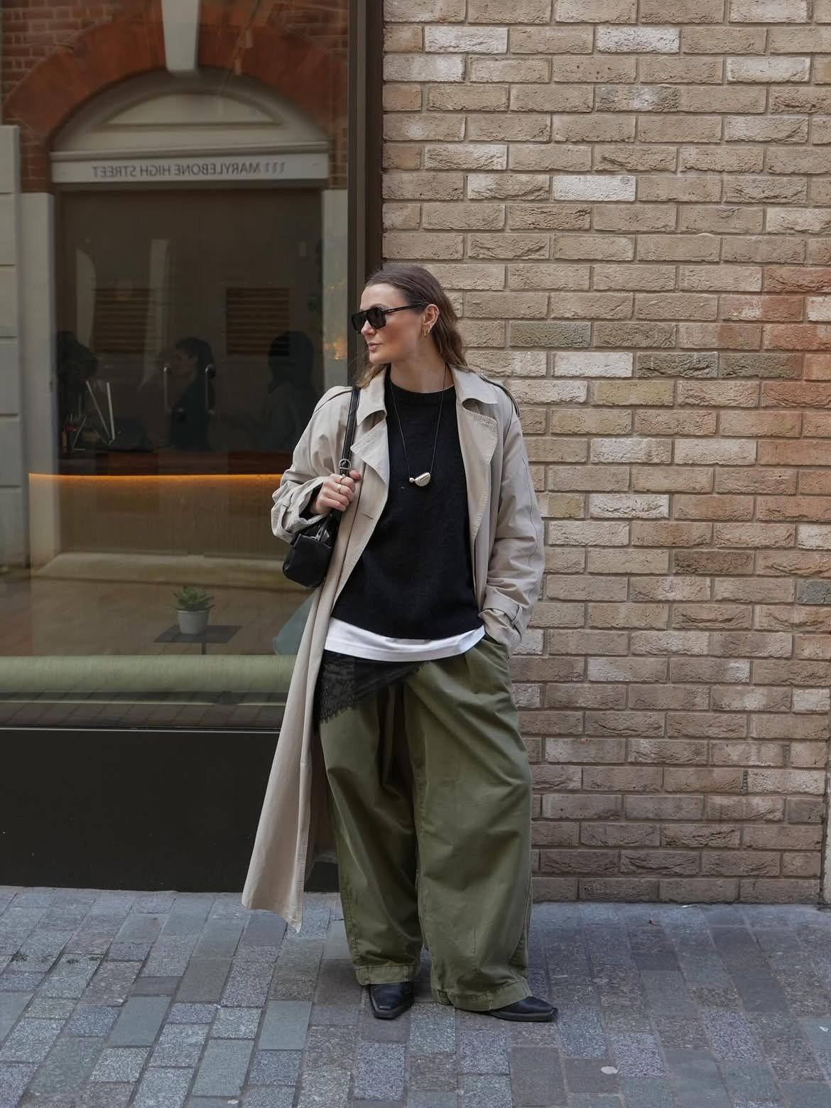 trench-coat-outfit-ideas-because-spring-is-round-the-corner.jpg