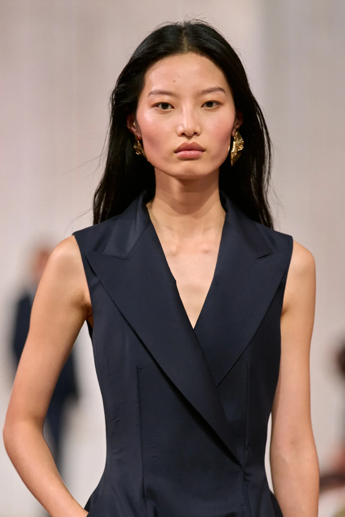 00006-ralph-lauren-spring-2027-ready-to-wear-detail-credit-brand.webp