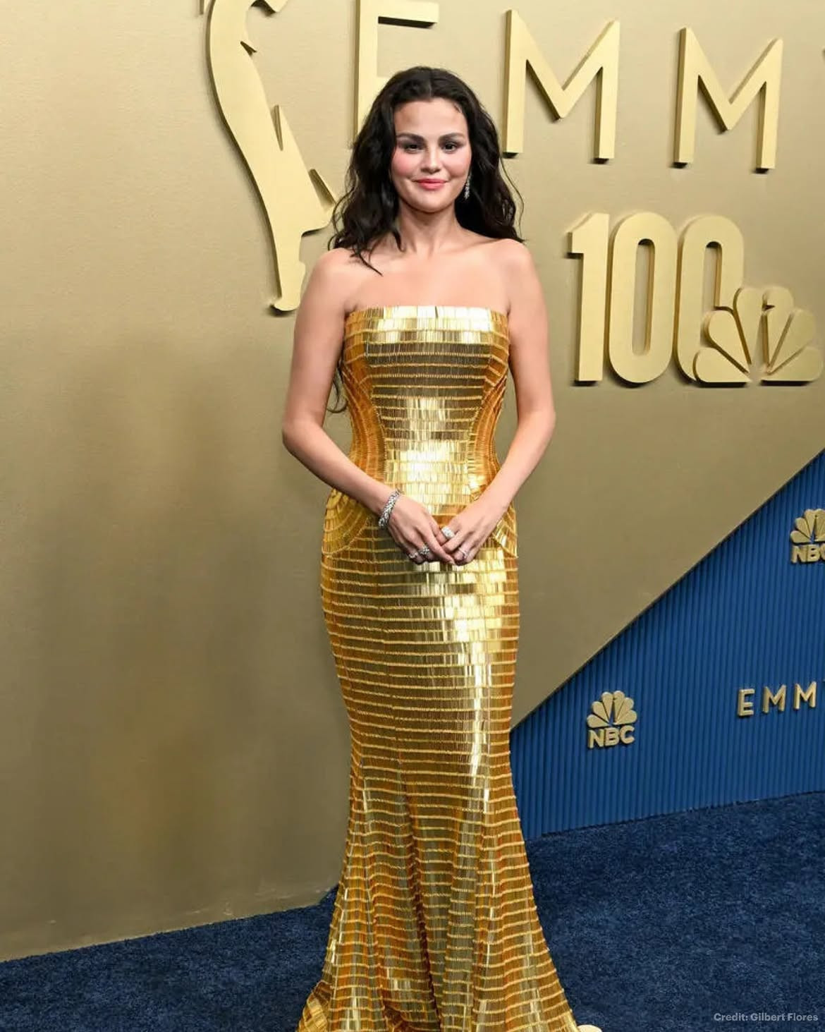 this-carpet-came-to-make-a-statement-emmys-1.jpg