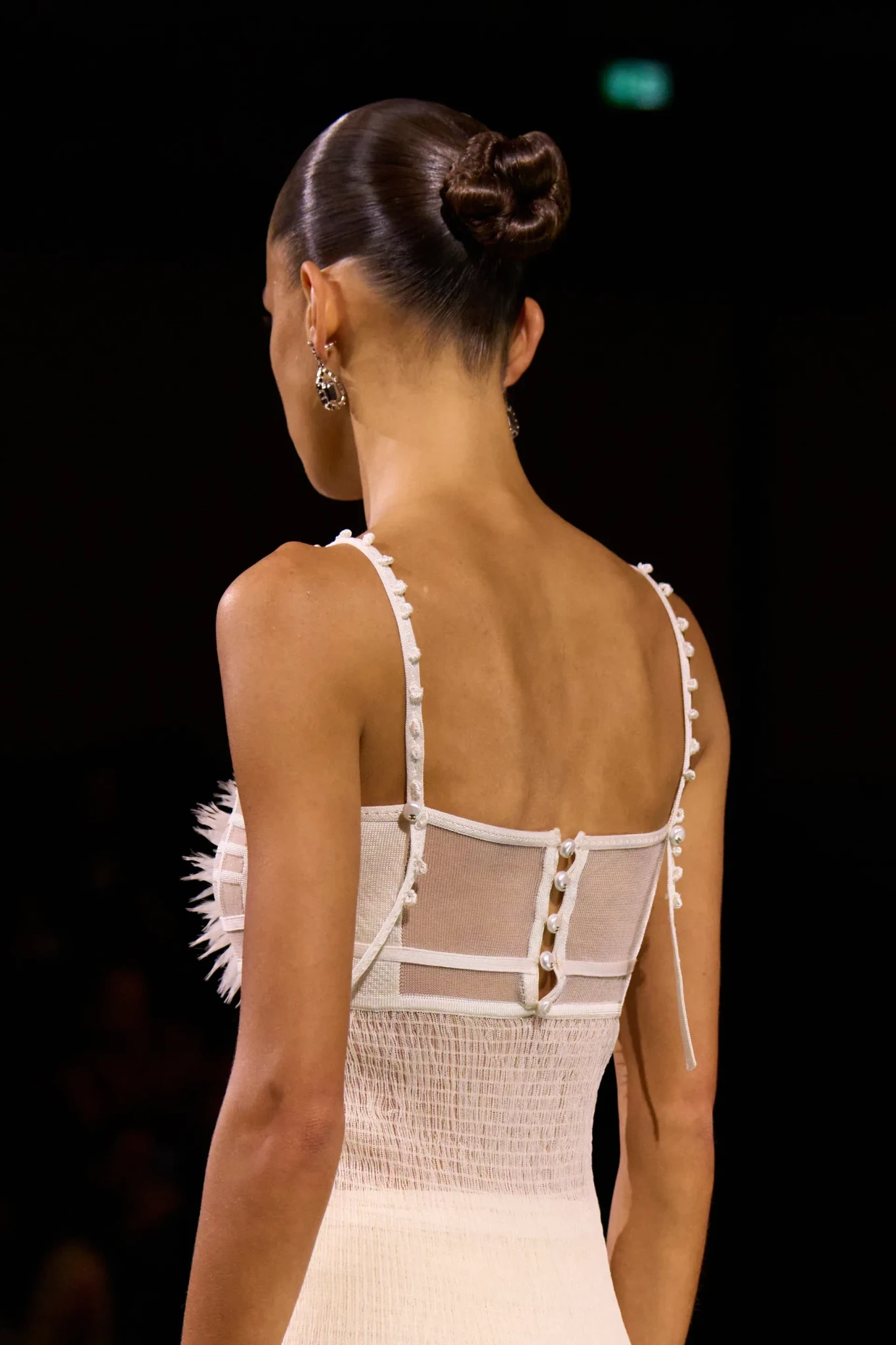 00001-chanel-spring-2027-ready-to-wear-details-credit-gorunway.webp