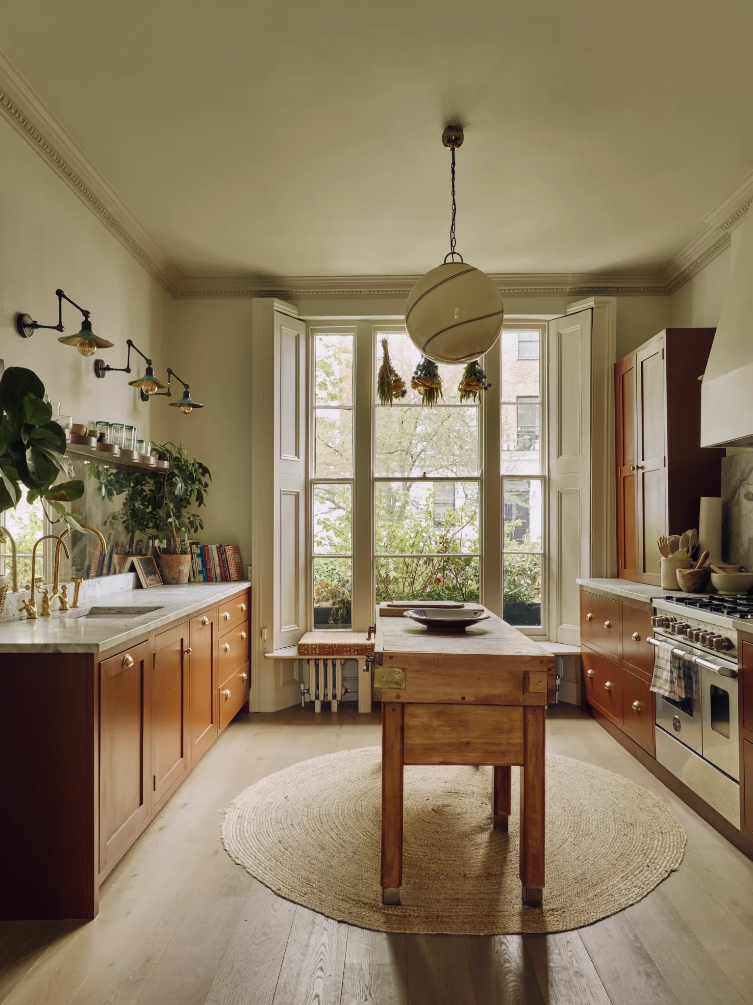 26-04-15-house-garden-bodil-blain-notting-hill-shot-14-373-rt.webp