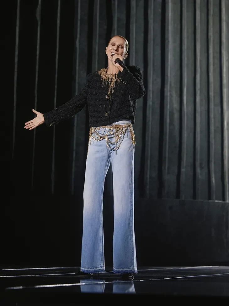 celine-dion-chanel-couture-6.webp