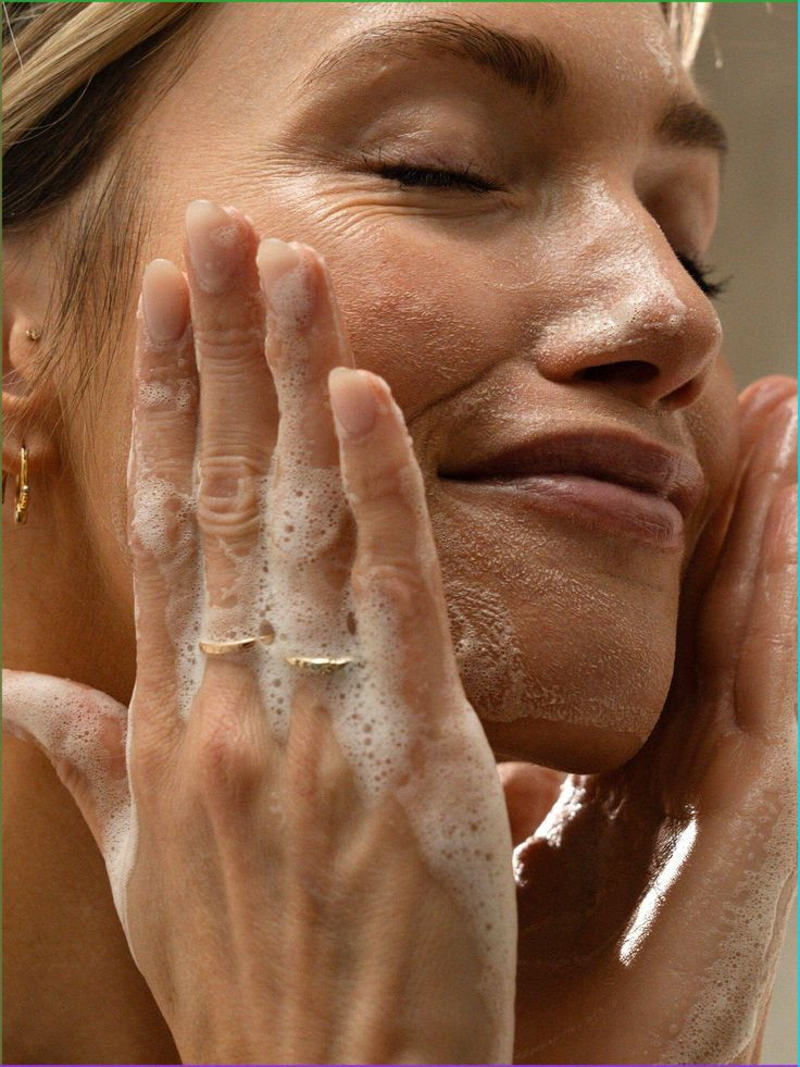 double-cleansing-kit-plumping.jpg