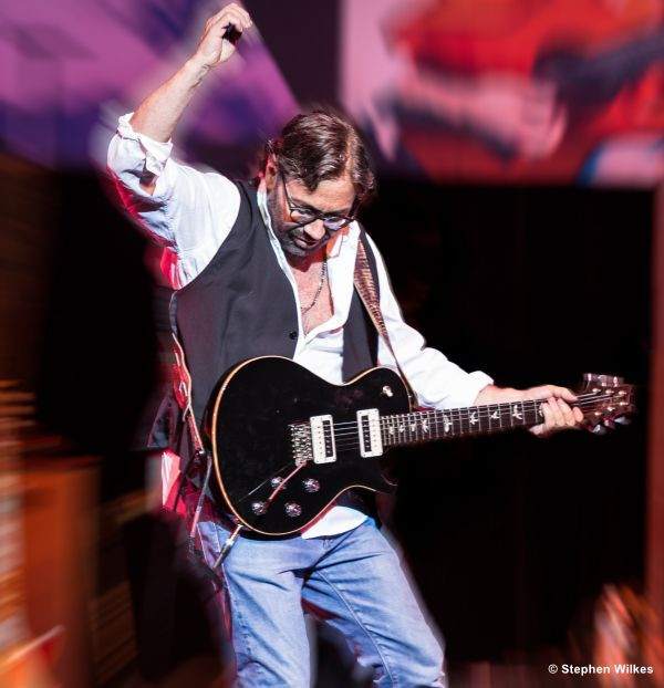 meola-al-di1.jpg