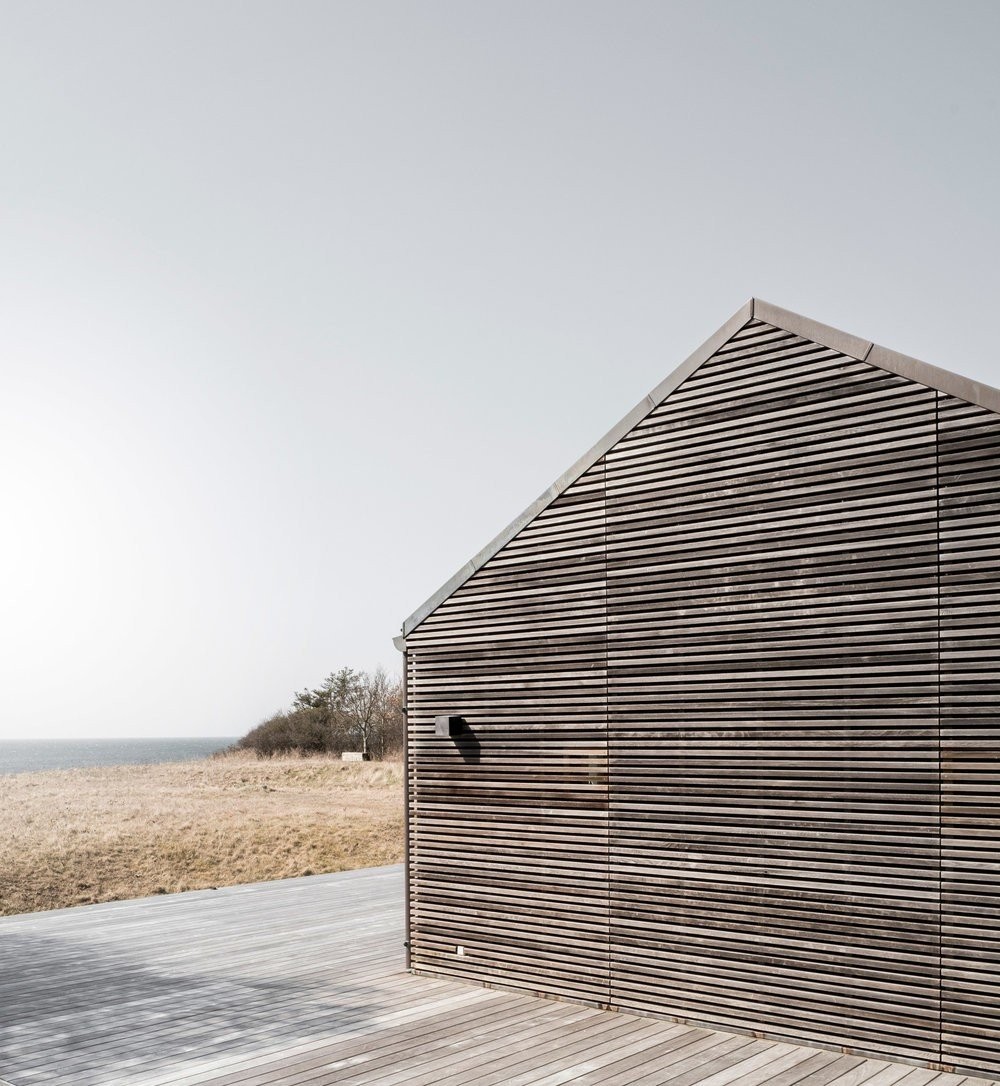seaside-abode-norm-architects-denmark-aprilandmay-1.jpg