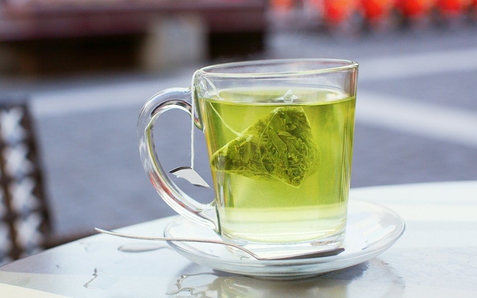how-green-tea-helps-weight-loss.jpg