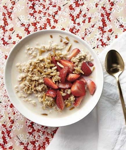strawberry-oats.jpg