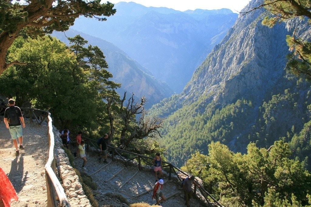 samaria-gorge-from-xyloskalo.jpg