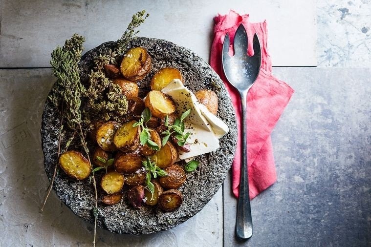 roast-potatoes-with-oregano-and-feta-43771-2.jpg