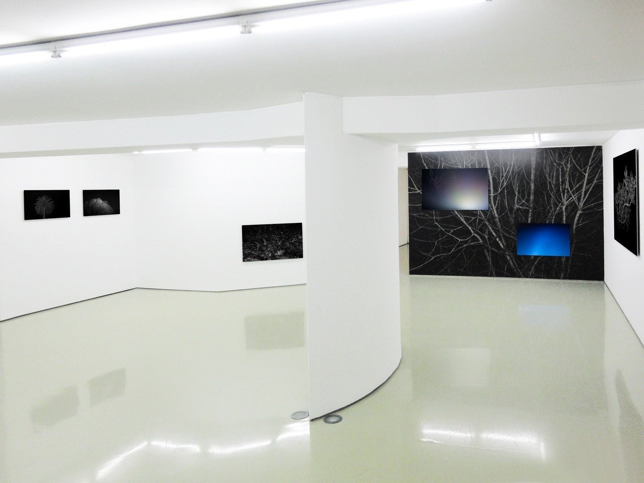 1-efi-haliori-solo-show-into-the-dark-installation-view-can-christina-androulidaki-gallery.jpeg