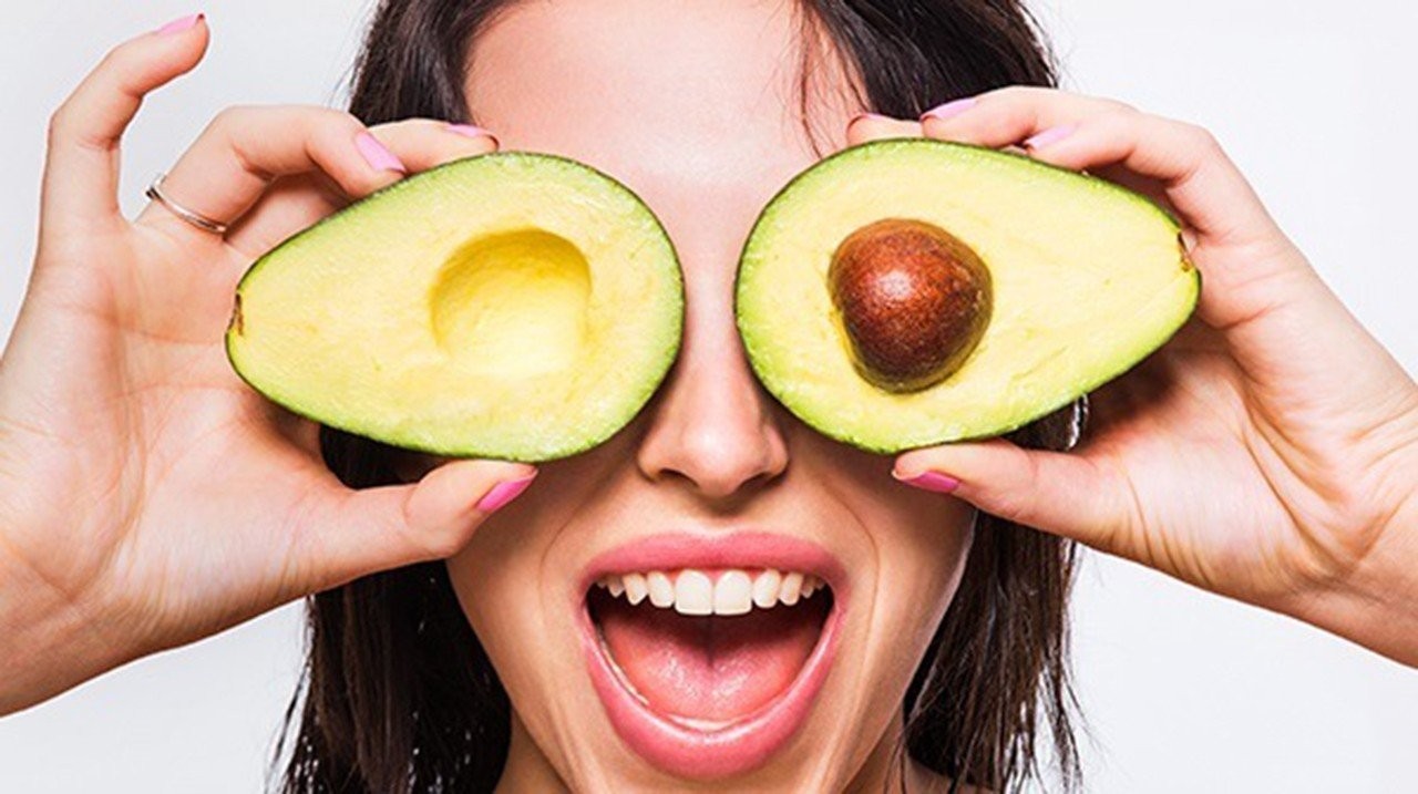 glow-healthy-skin-diet-avocado.jpg