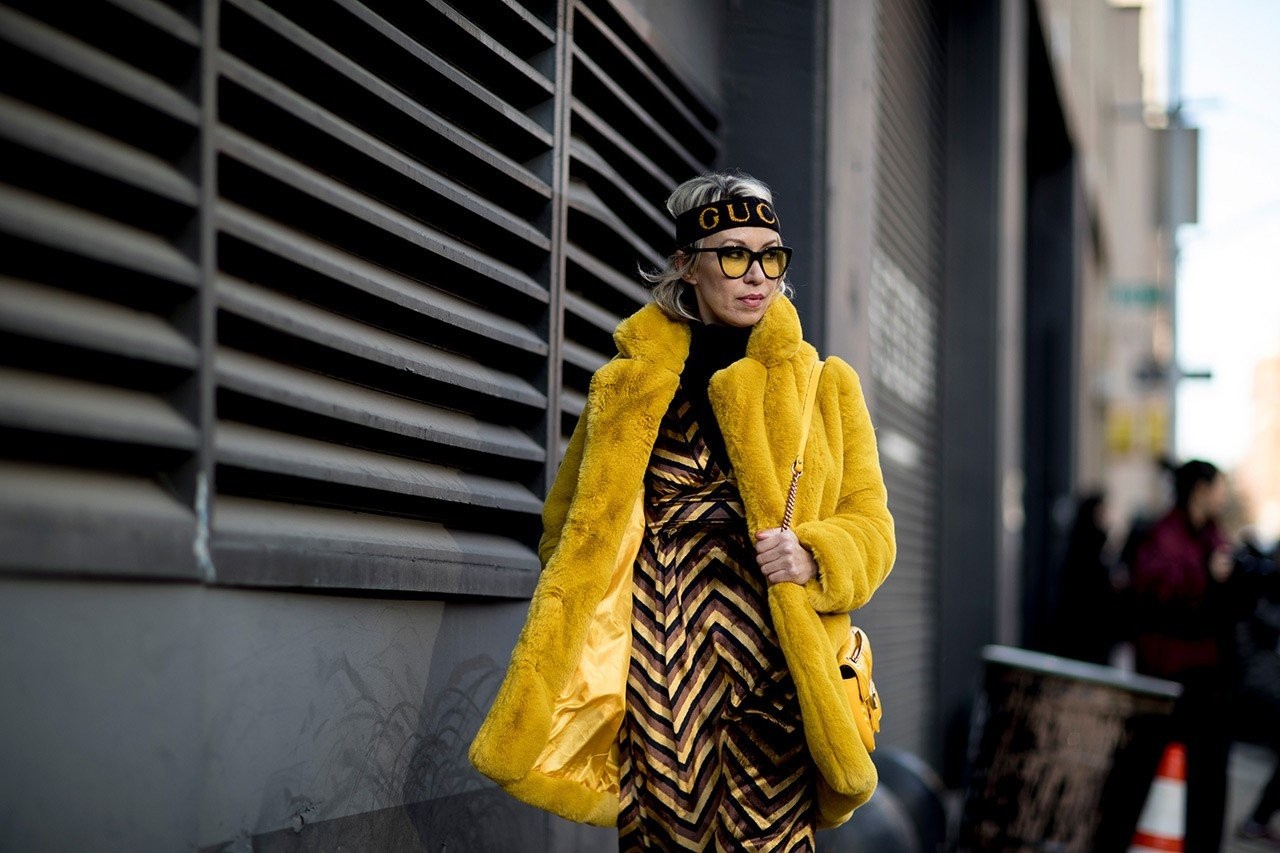 yellow-street-style-30.jpg