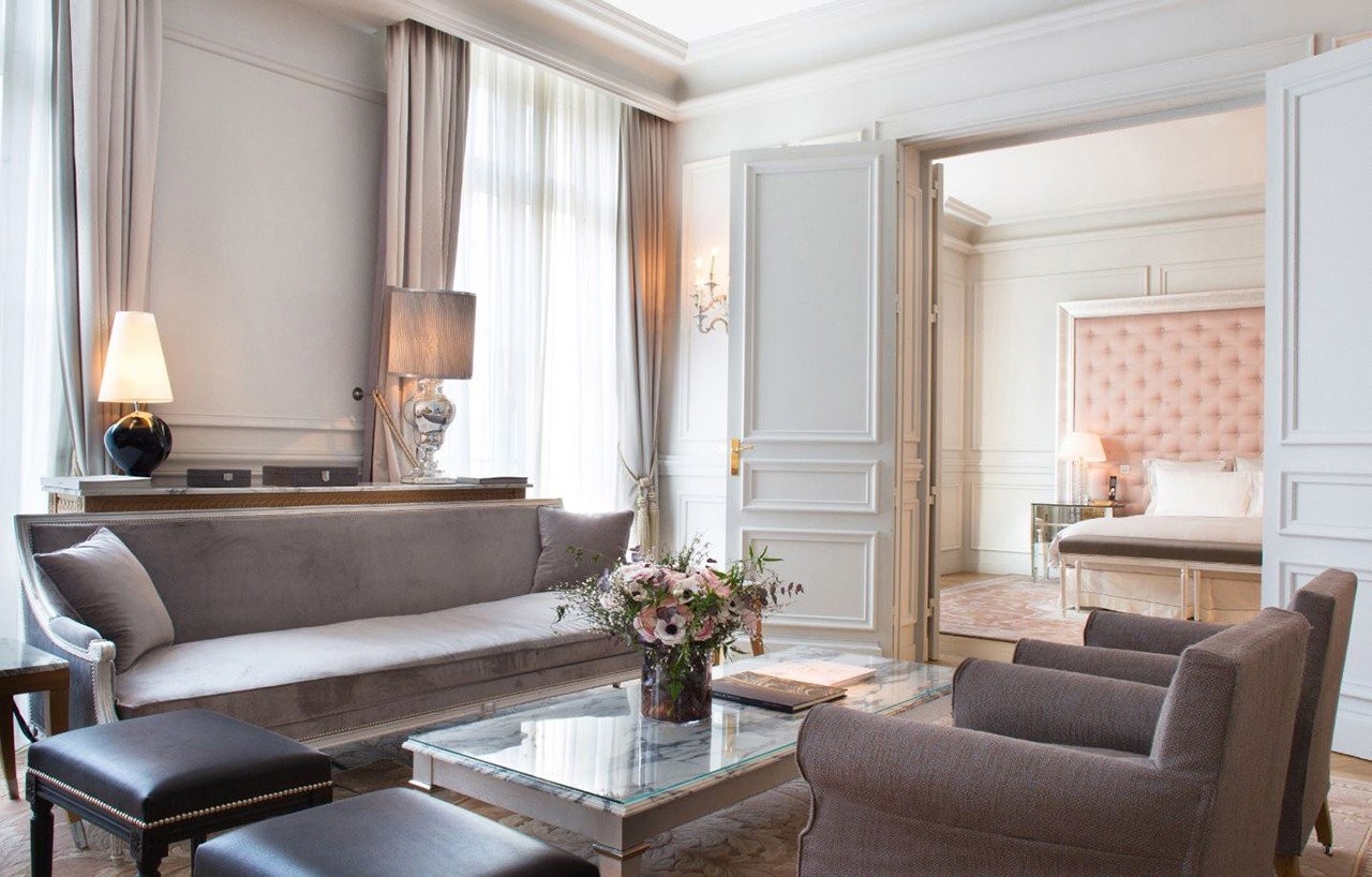 241-presidential-suite-at-le-royal-monceau.jpg