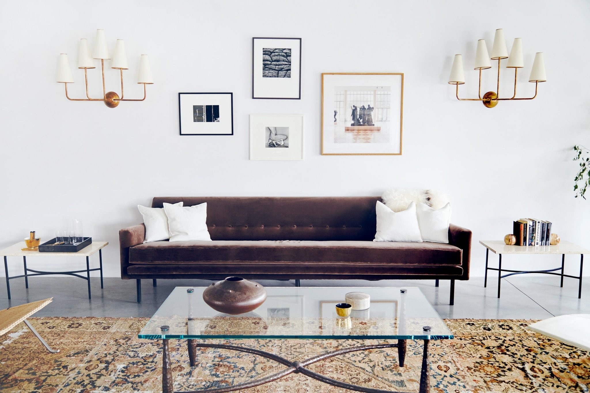 apt-la-index-livingroom.jpg