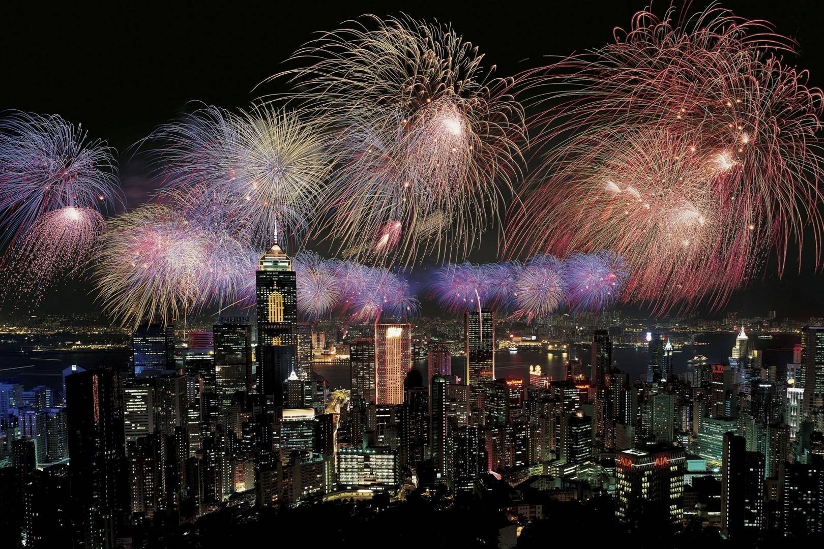 fireworks-exploding-over-city-hong-kong-china-conde-nast-traveller-26nov15-rex.jpg