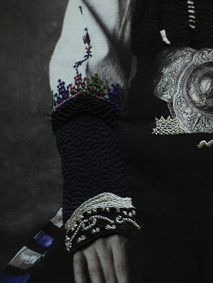 embroidered-detail.jpg