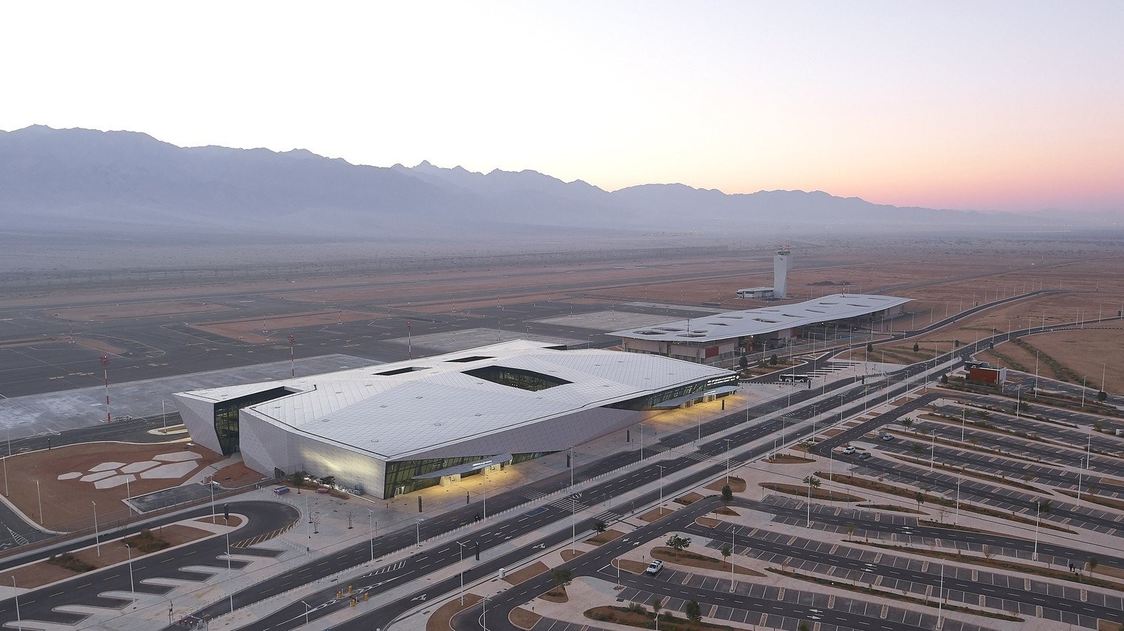 futuristic-airports-lVDKa.jpg