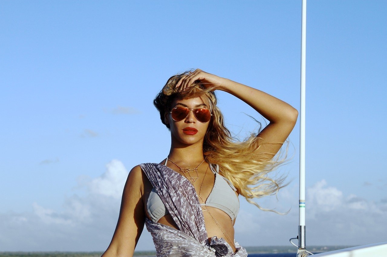 beyonce-and-jay-z-vacation3.jpg