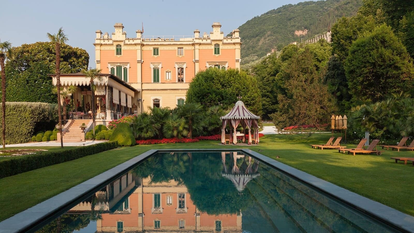 0000220-gand-hotel-a-villa-feltrinelli-the-pool-and-the-garden.jpeg