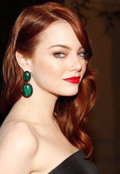 beauty-blogs-girls-in-the-beauty-department-2010-11-03-0308-emma-stone-bd.jpg