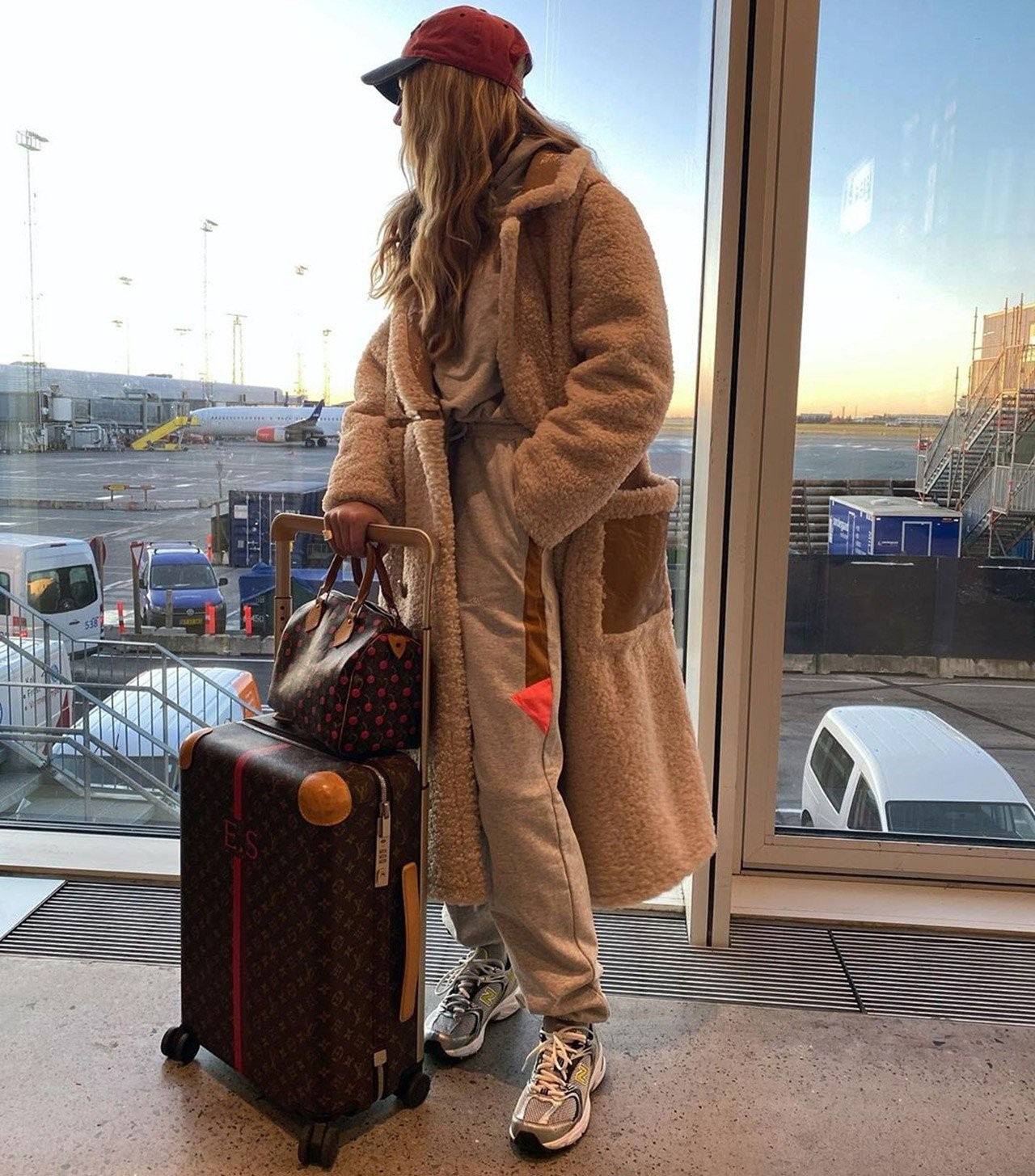 what-to-wear-to-the-airport-2.jpg