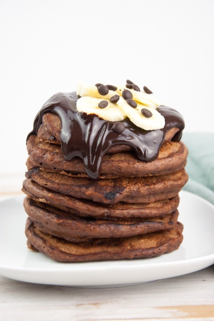 vegan-chocolate-banana-pancakes-7.jpg