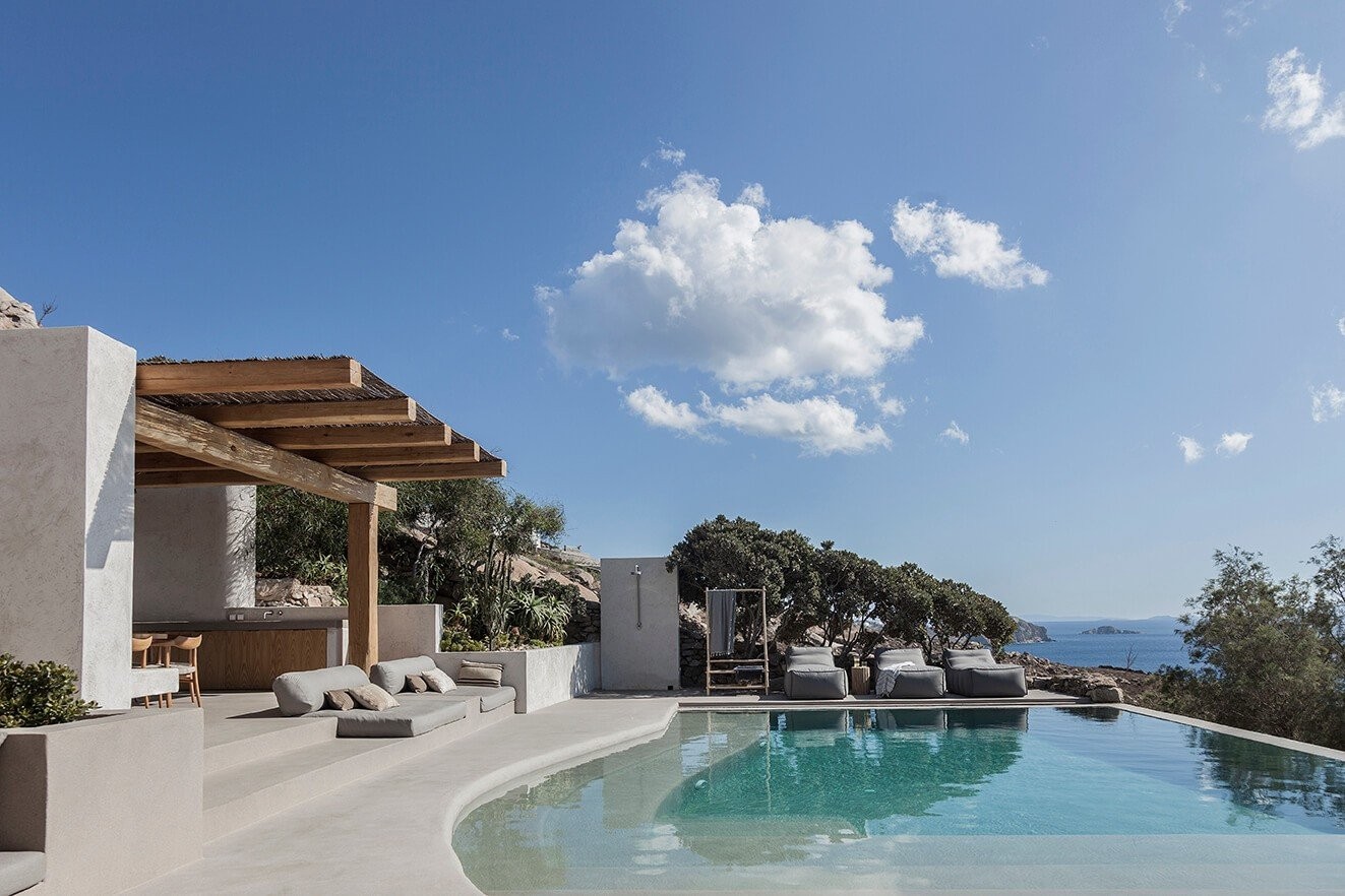 block722-architects-residence-in-mykonos-i-pool-and-patio-6Awgf.jpg