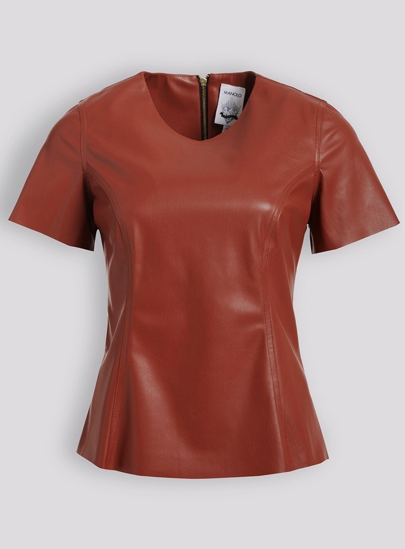 vera-faux-leather-top-by-manolo.jpg