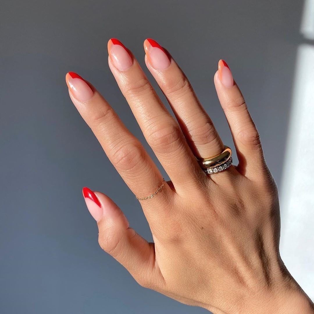 red-nails-5.jpg
