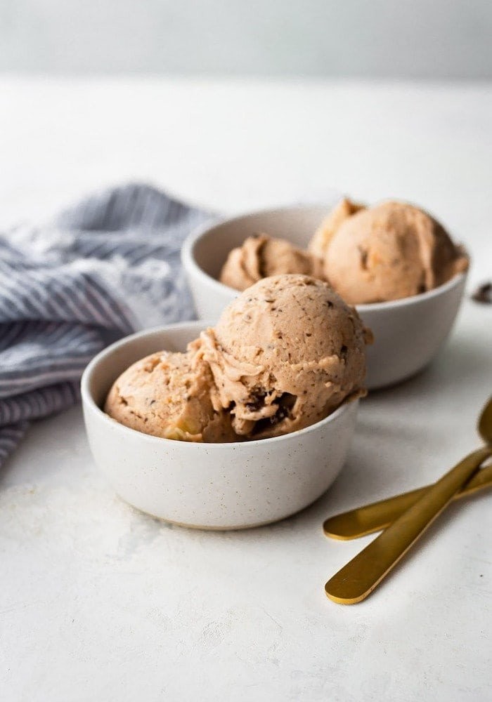 chocolate-banana-ice-cream-scoop.jpg