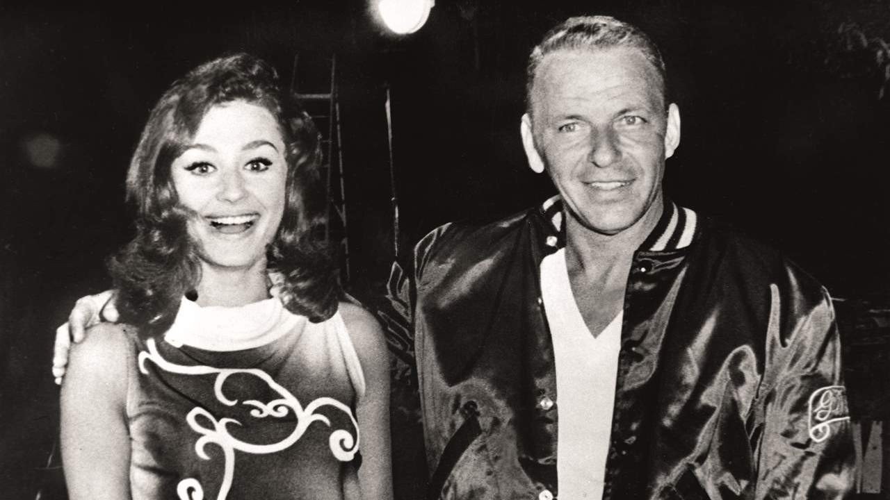 frank-sinatra-raffaella-carra-014a2350-1280x720.jpg