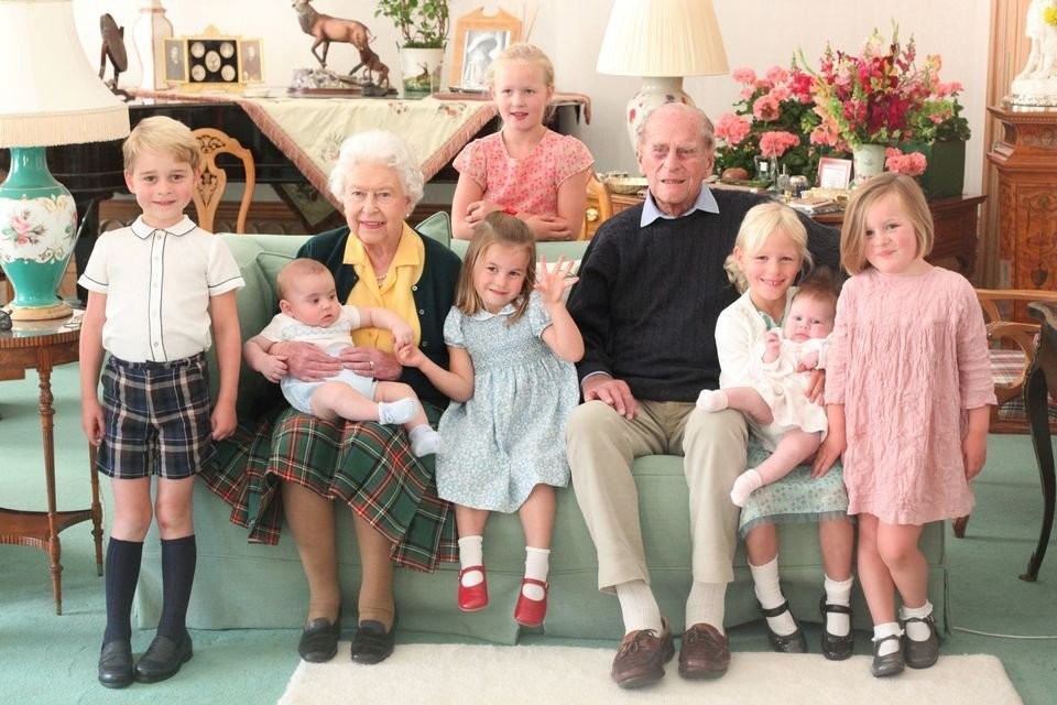 britains-queen-elizabeth-and-prince-philip-sit-with-prince-george-prince-louis-savannah-phillips-princess-charlotte-isla-phillips-lena-tindall-and-mia-tindall.jpg
