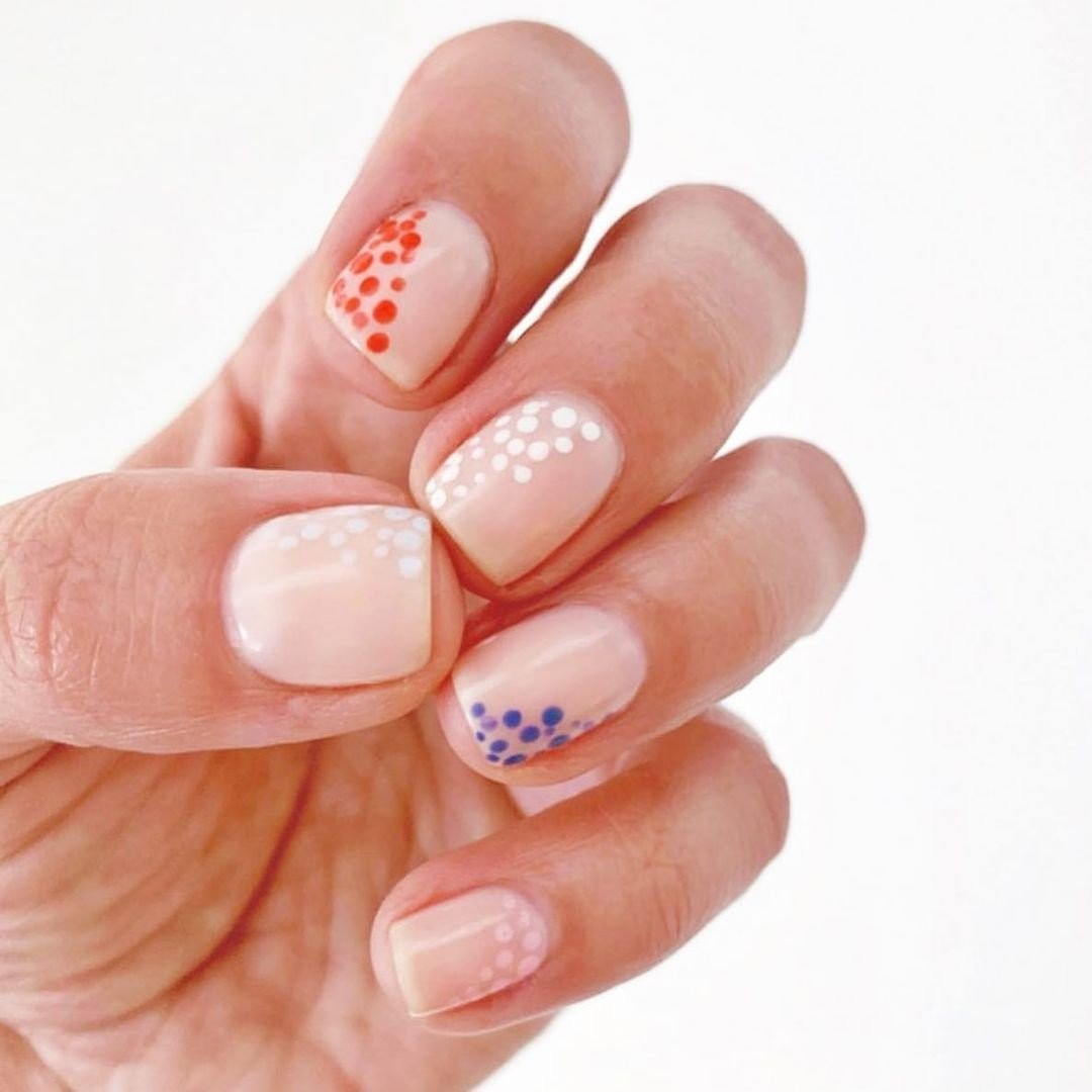 dotted-nails.jpg