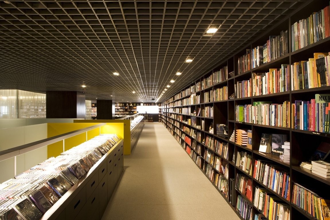 livraria-da-vila-sao-paulo-brazil-5.jpg