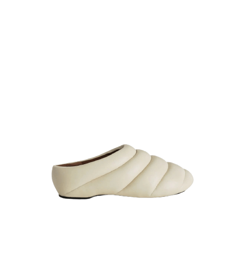 proenza-schouler-puffy-rondo-slippers-15986642-30904764-1320-removebg-preview.png