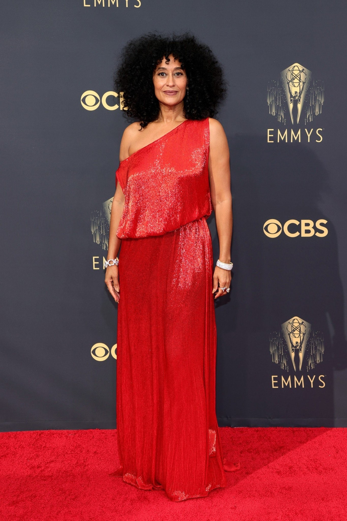 all-the-looks-emmys-2021-traceeelisross.jpg