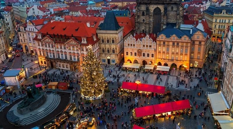 old-town-squate-prague-christmas-prague-czech-republic-december-panoramic-view-above-christmas-tree-99660719.jpg